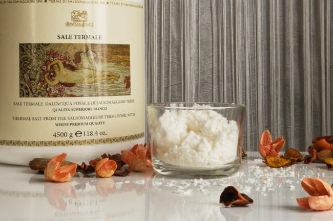 trattamento corpo massaggio schiena con fango - emotions de beauté